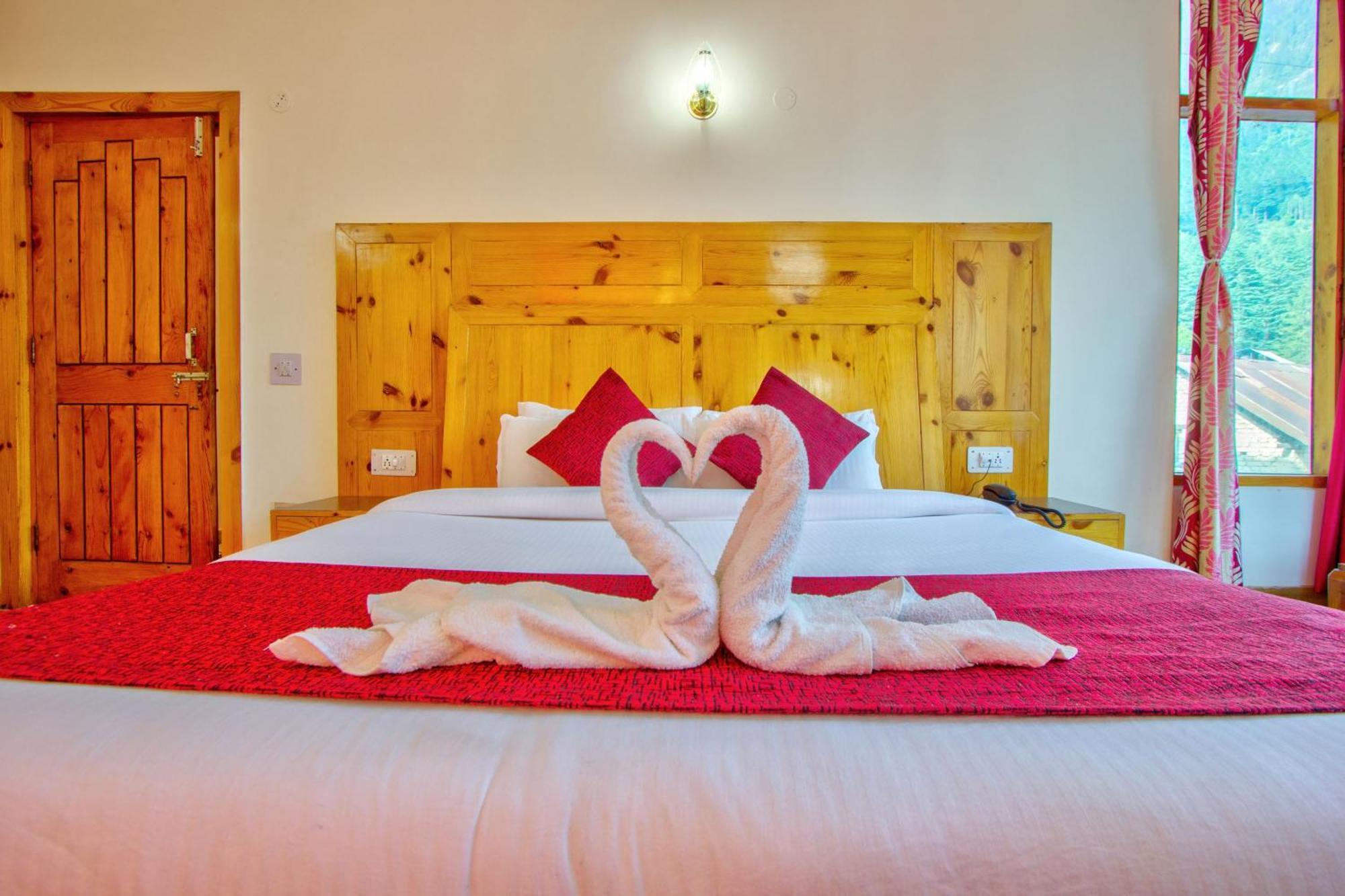Hotel Royal The Mall Manali — Photos 1