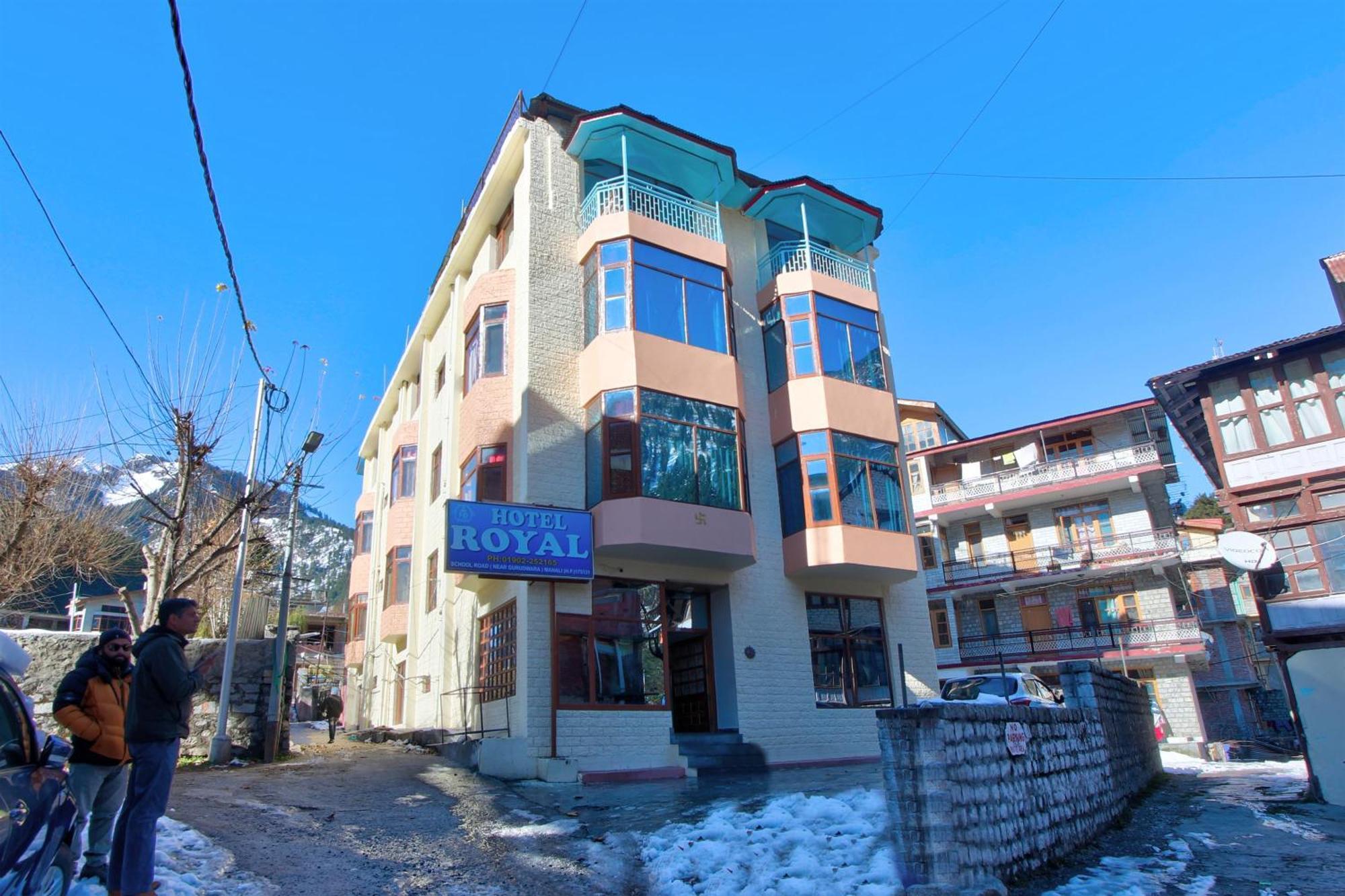 Hotel Royal The Mall Manali, Manali